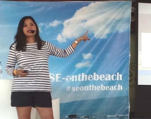 Aleyda Solis durante su conferencia de Posicionamiento SEO en SEonthebeach