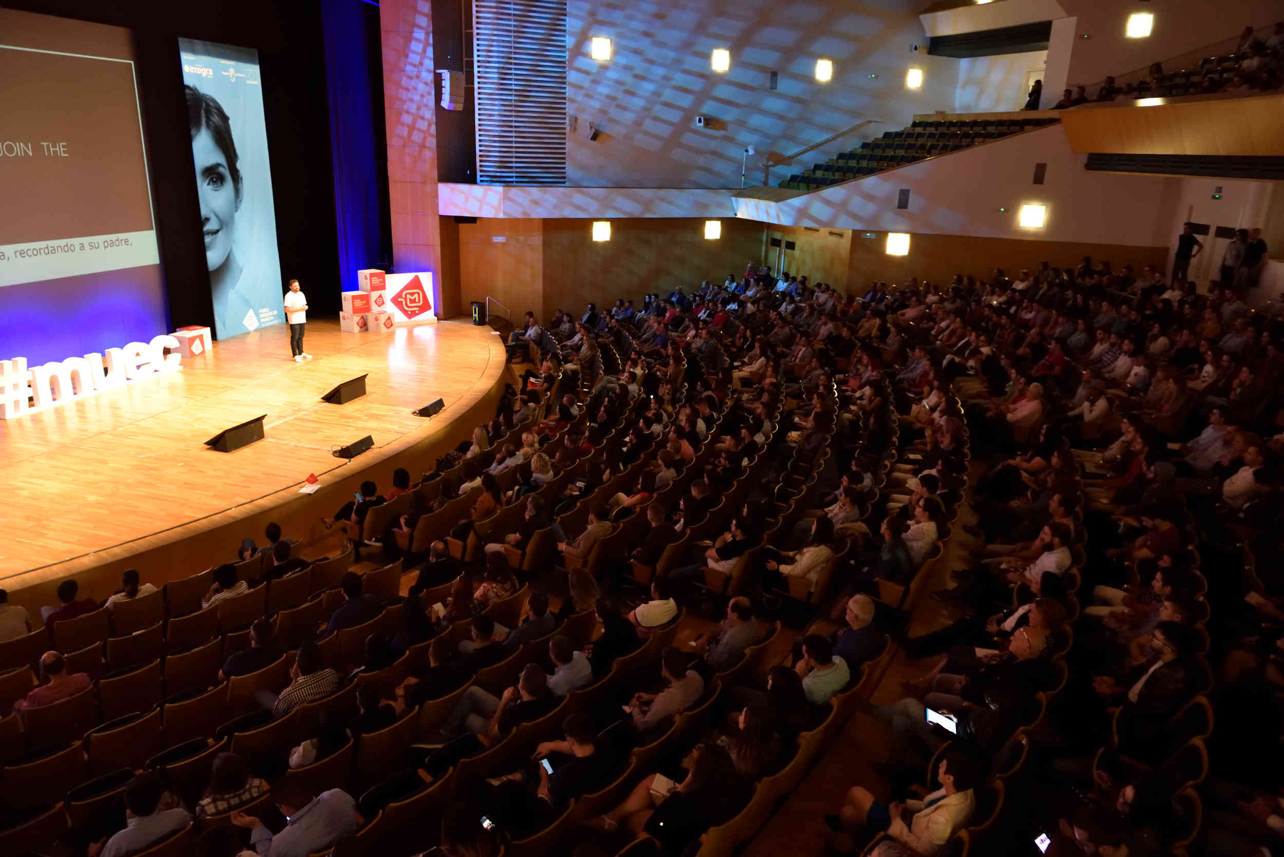 Aspecto del Auditorio durante la intervencin de Daniel Castao en MueC 2019