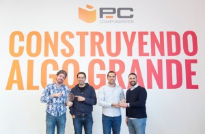 Flaps.io y Kubbo ganadoras de la I Edicin de PcComponentes Startup Booster 